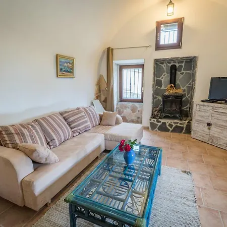 Kreuz Apartmán *